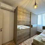 Gjoli Apartment