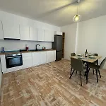 Gjoli Appartement *