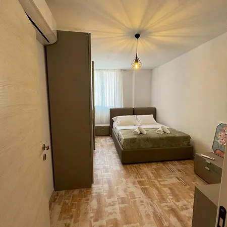Apartment Gjoli