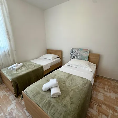 Gjoli Apartment *