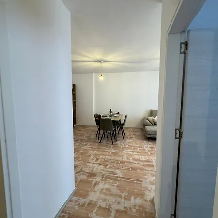 Gjoli Apartment