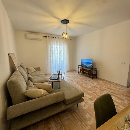 Gjoli Apartment *