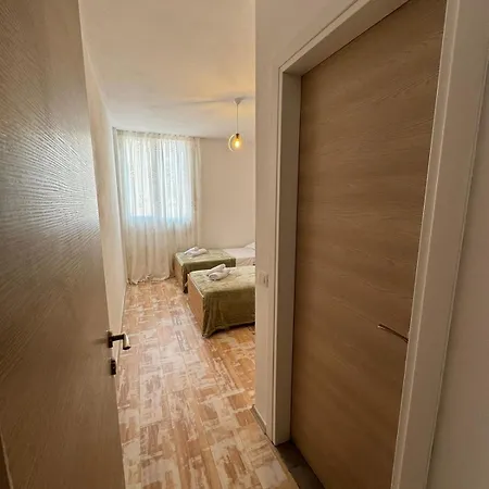 Apartment Gjoli