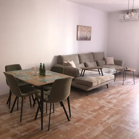 Gjoli * Durrës
