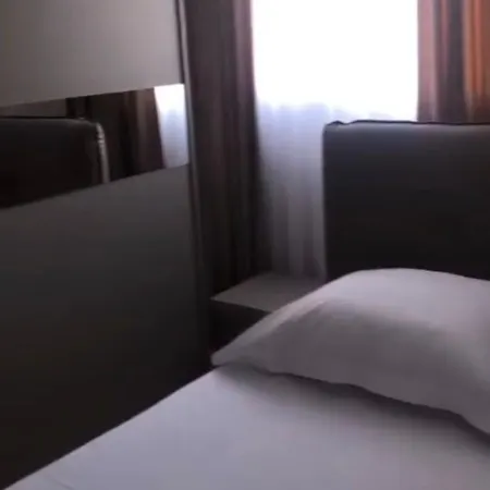 Gjoli *